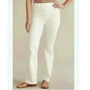 SOFT SURROUNDINGS WHITE STRAIGHT LEG PULL ON JEAN SIZE SMALL INSEAM 30”
